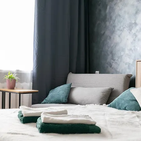 Apartament Tammsaare Residence- 4 Rooms, Free Parking Parnawa