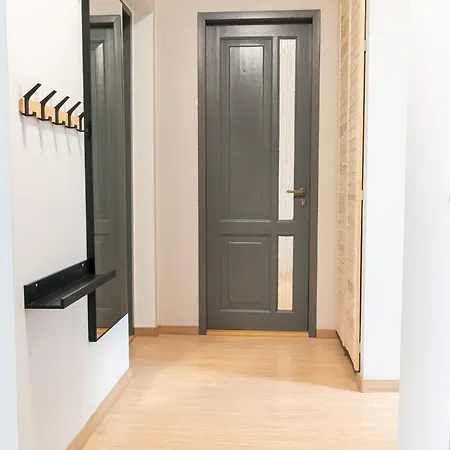 Tammsaare Residence- 4 Rooms, Free Parking Apartament *