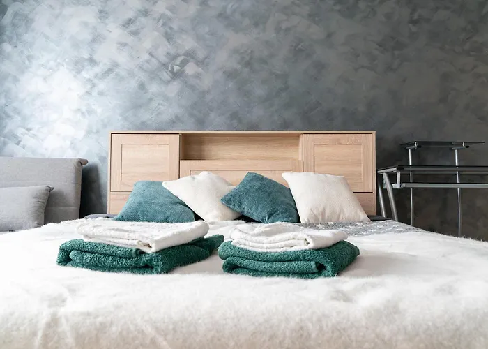 Tammsaare Residence- 4 Rooms, Free Parking Lägenhet Pärnu